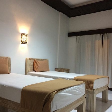 Kubu B'Dauh Homestay Легиан Экстерьер фото